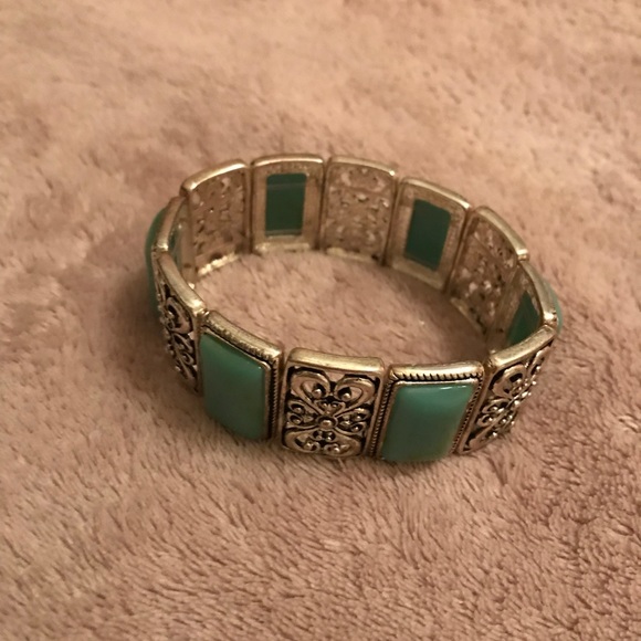 Turquoise bracelet - Picture 1 of 3